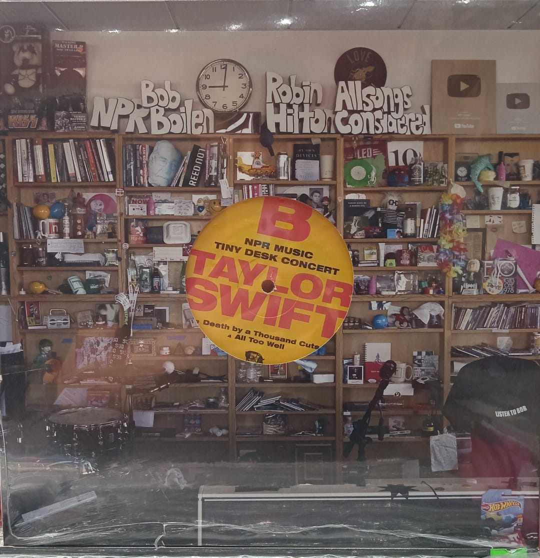 Taylor Swift – NPR Music Tiny Desk Concert - LP