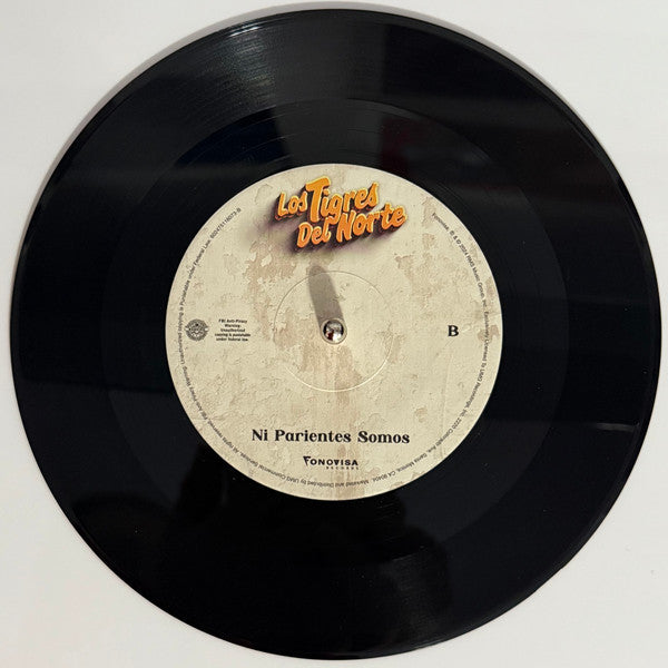 Los Tigres Del Norte – La Puerta Negra / Ni Parientes Somos - LP 7 Pulgadas